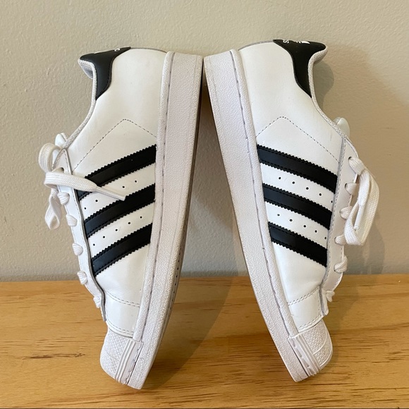adidas superstar black white leather womens 5.5 sneakers low top striped - Picture 4 of 8